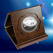 2014年1月：定制廣州立白公司20周年紀(jì)念銀幣定制