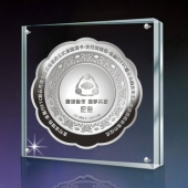 2014年11月：制做深圳金溢科技股份上市公司紀(jì)念銀盤制作